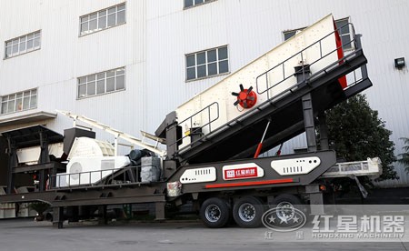 車載流動(dòng)錘式破碎機(jī)多少錢？產(chǎn)量多高？